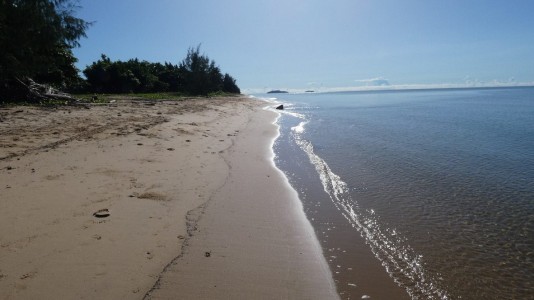 Kurrimine Beach