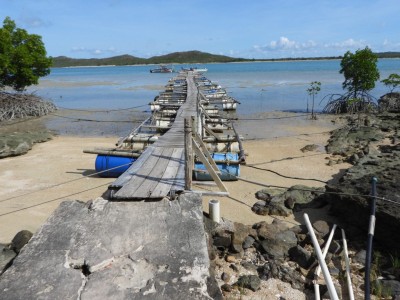 Long floating jetty Roko Island